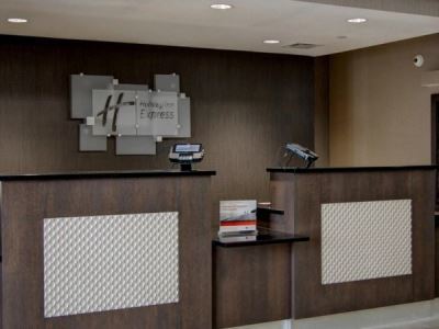 Hotel Express Sw I94 Medical Center, An Ihg Fargo