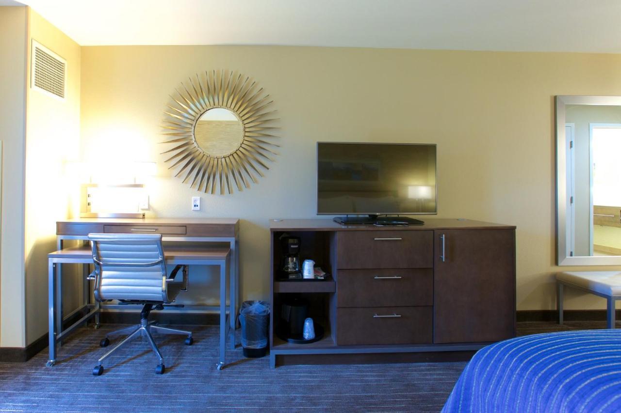 Express Sw I94 Medical Center, An Ihg 3*