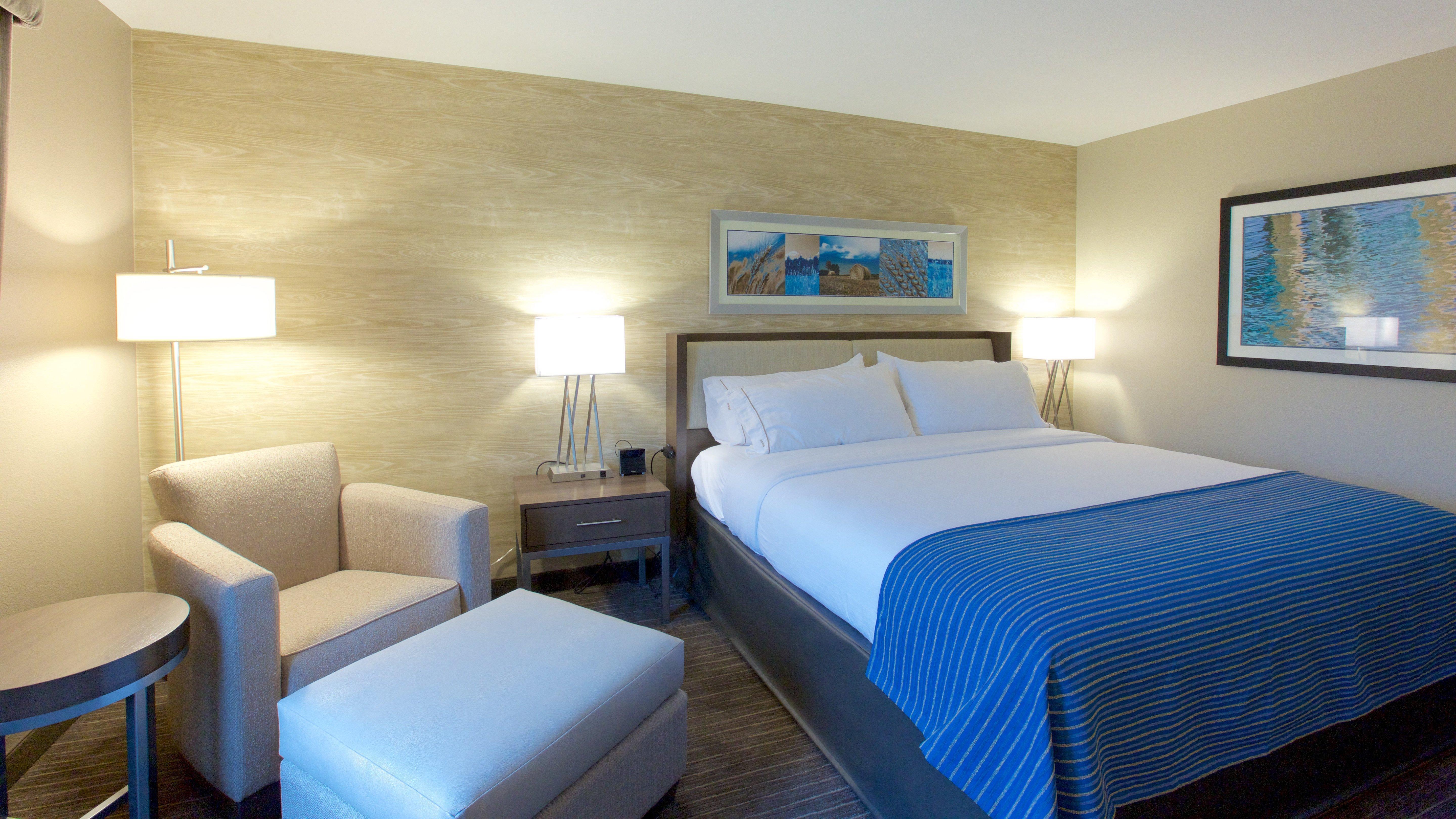 Express Sw I94 Medical Center, An Ihg Fargo