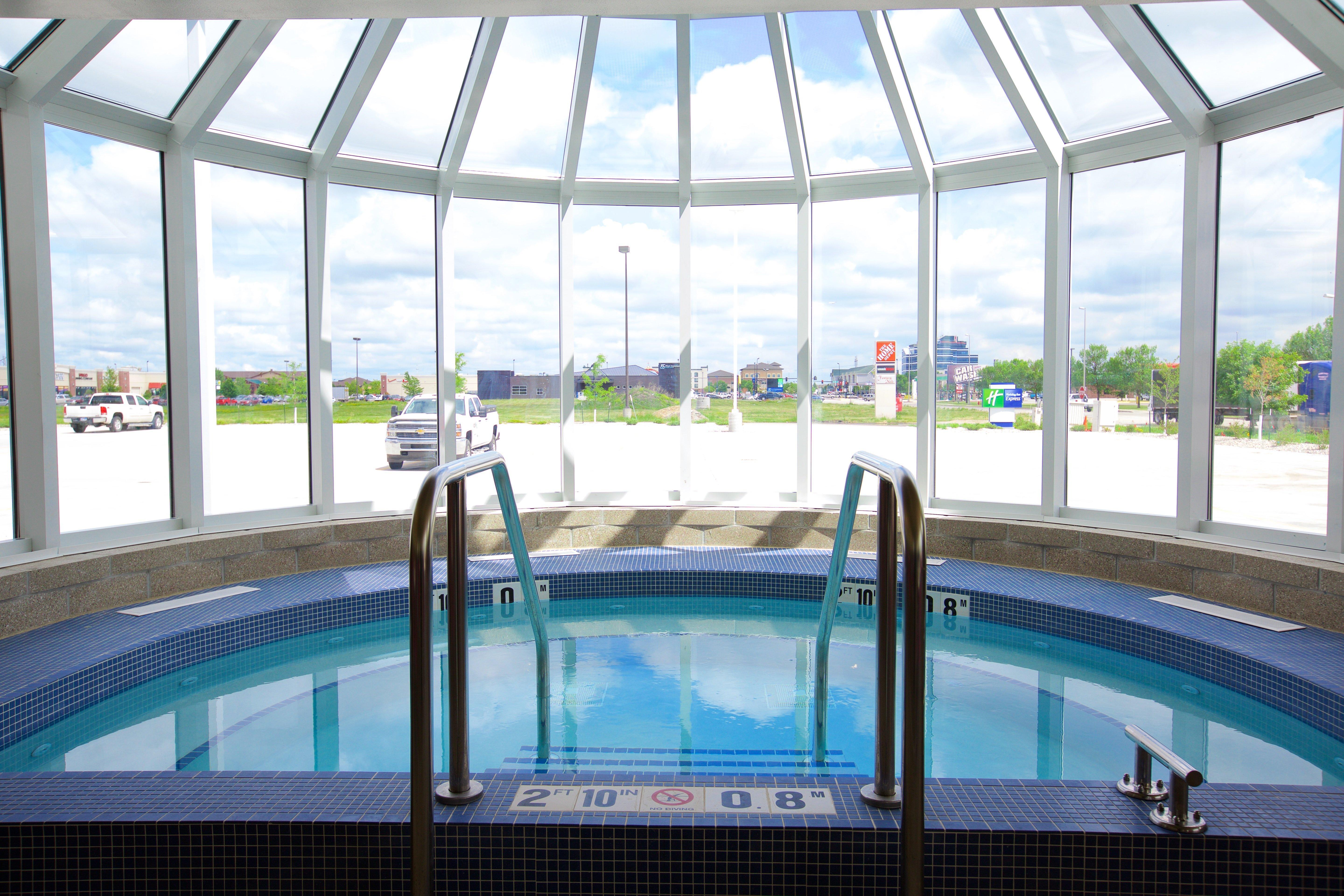Hotel Express Sw I94 Medical Center, An Ihg Fargo