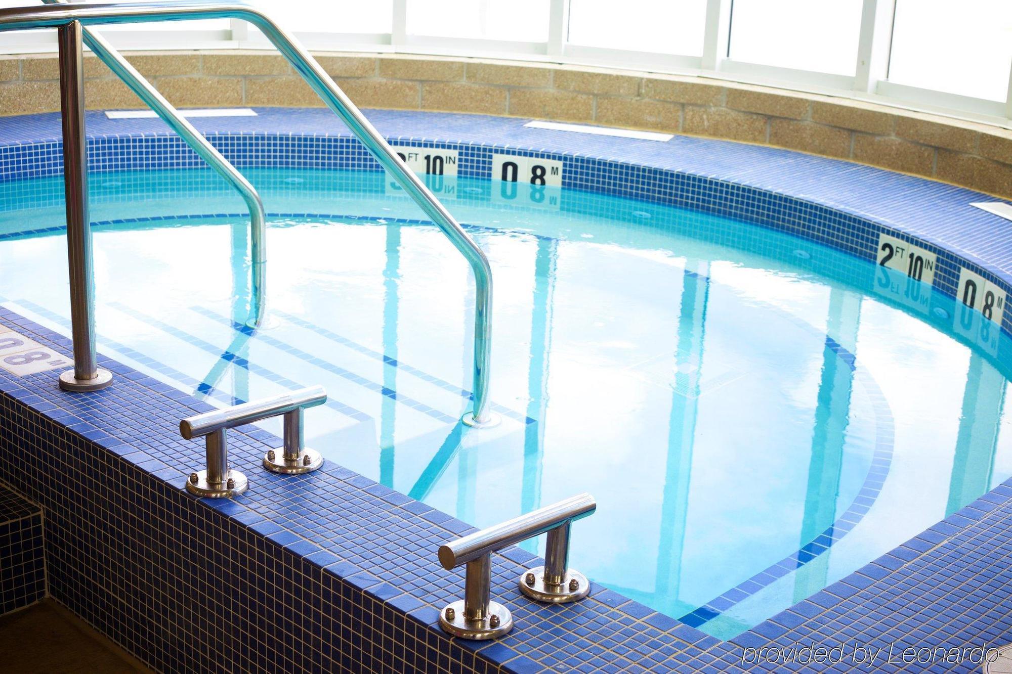 Hotel Express Sw I94 Medical Center, An Ihg 3*