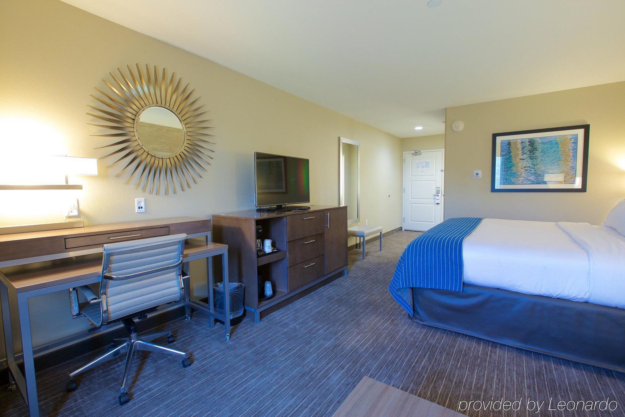 Express Sw I94 Medical Center, An Ihg